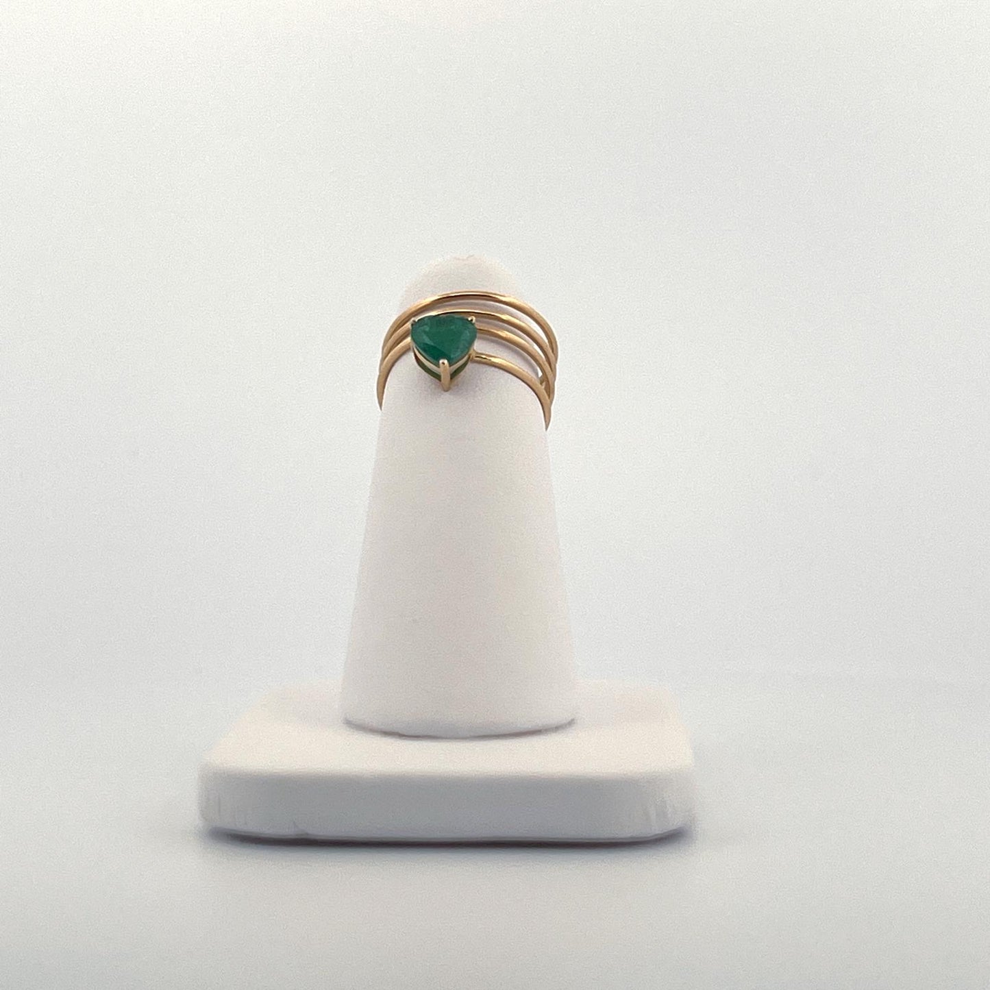 YG Emerald Heart Ring