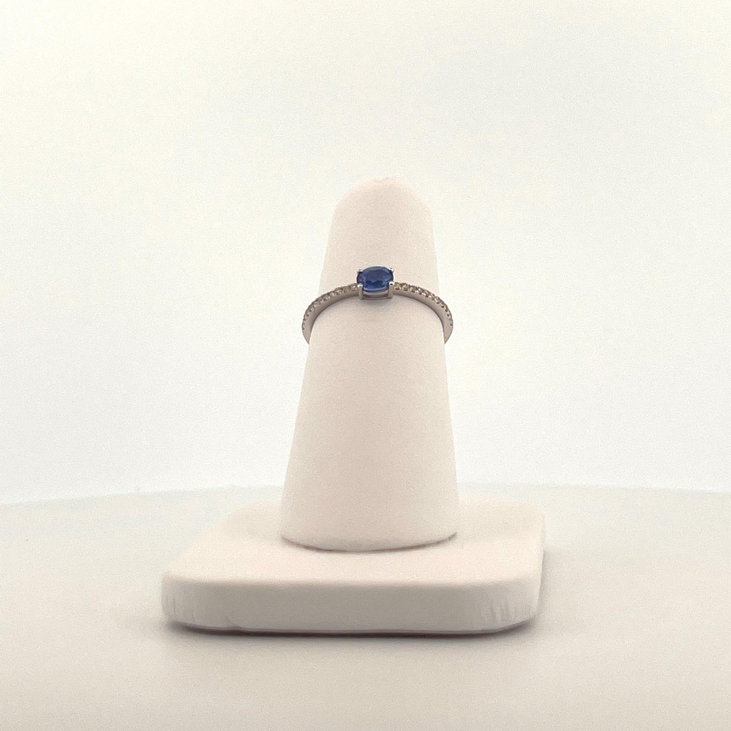 Oval Blue Sapphire Diamond Ring
