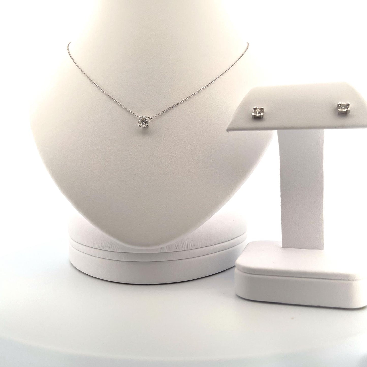 Round Solitare Diamond Pendant 1.14gr
