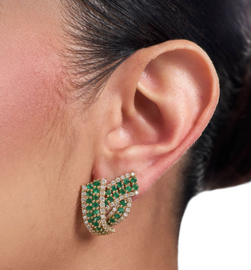 Load image 1 in gallery view