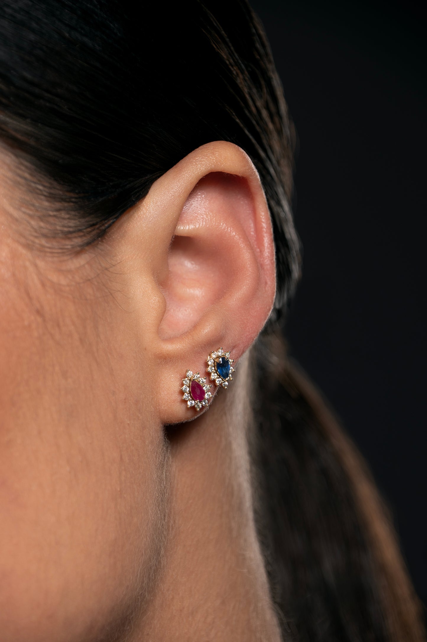 Diamond and natural stone earring