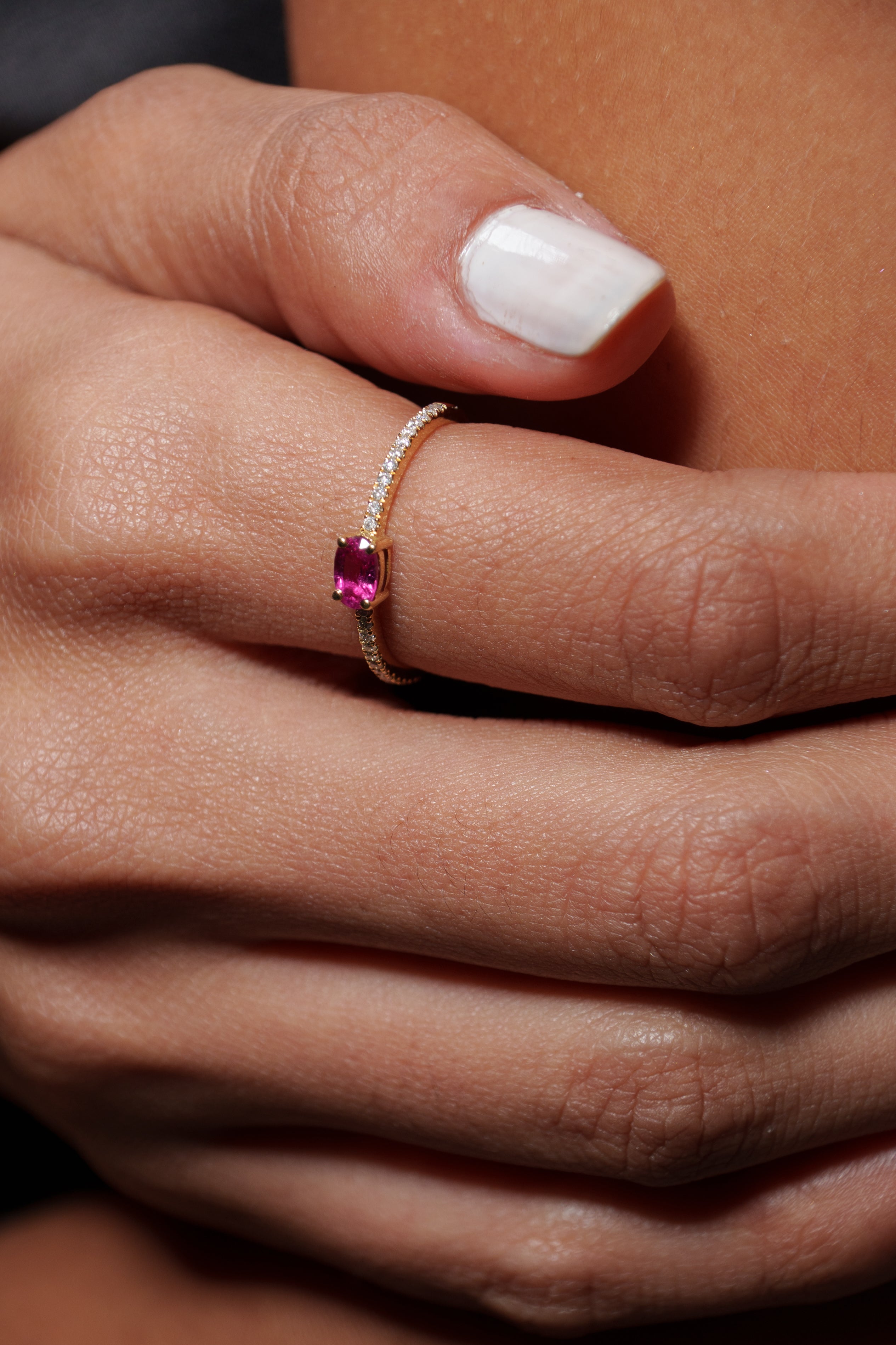 18K Yellow Gold Oval Ruby Diamond Ring