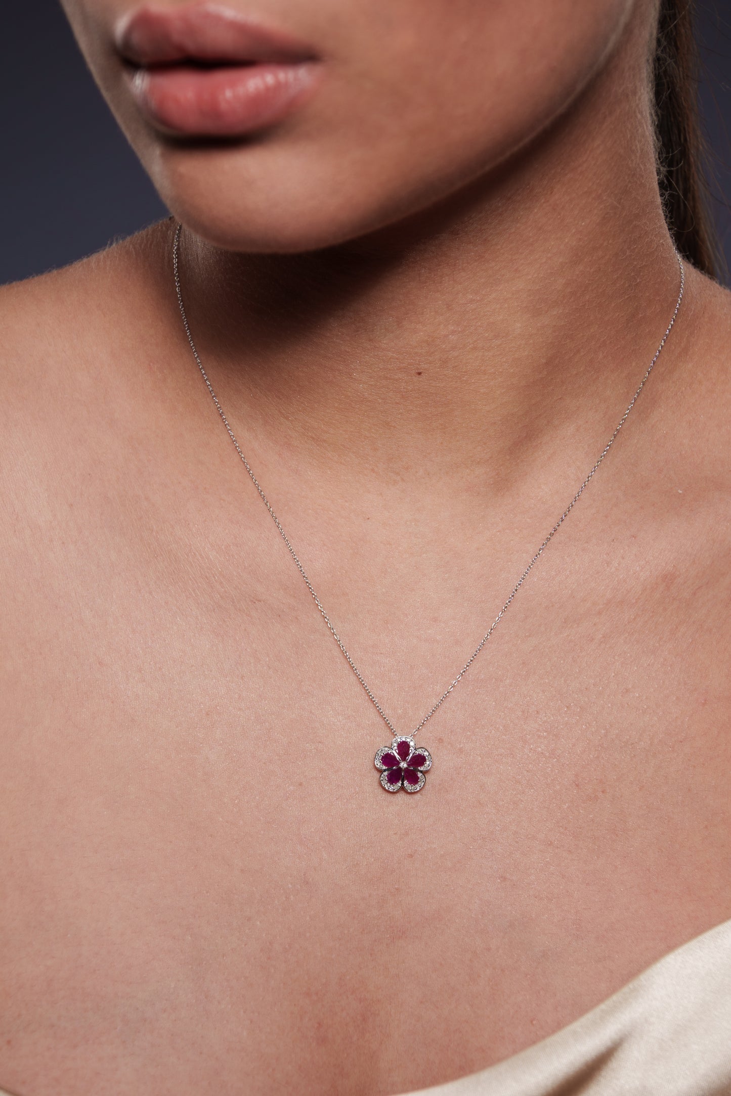 Gold Necklace with Floral Pendant, Diamonds and 5 Stones