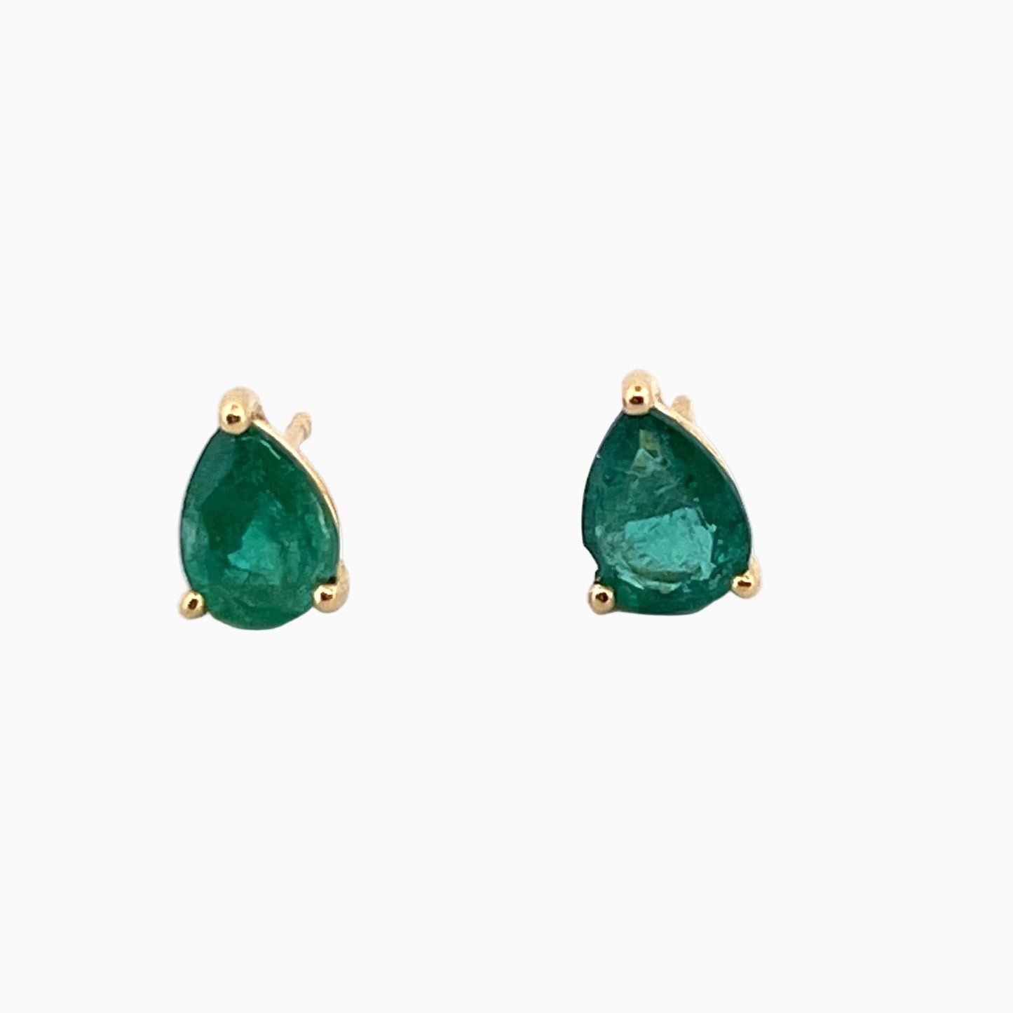 18K YG Emerald  Pear Stud Earring
